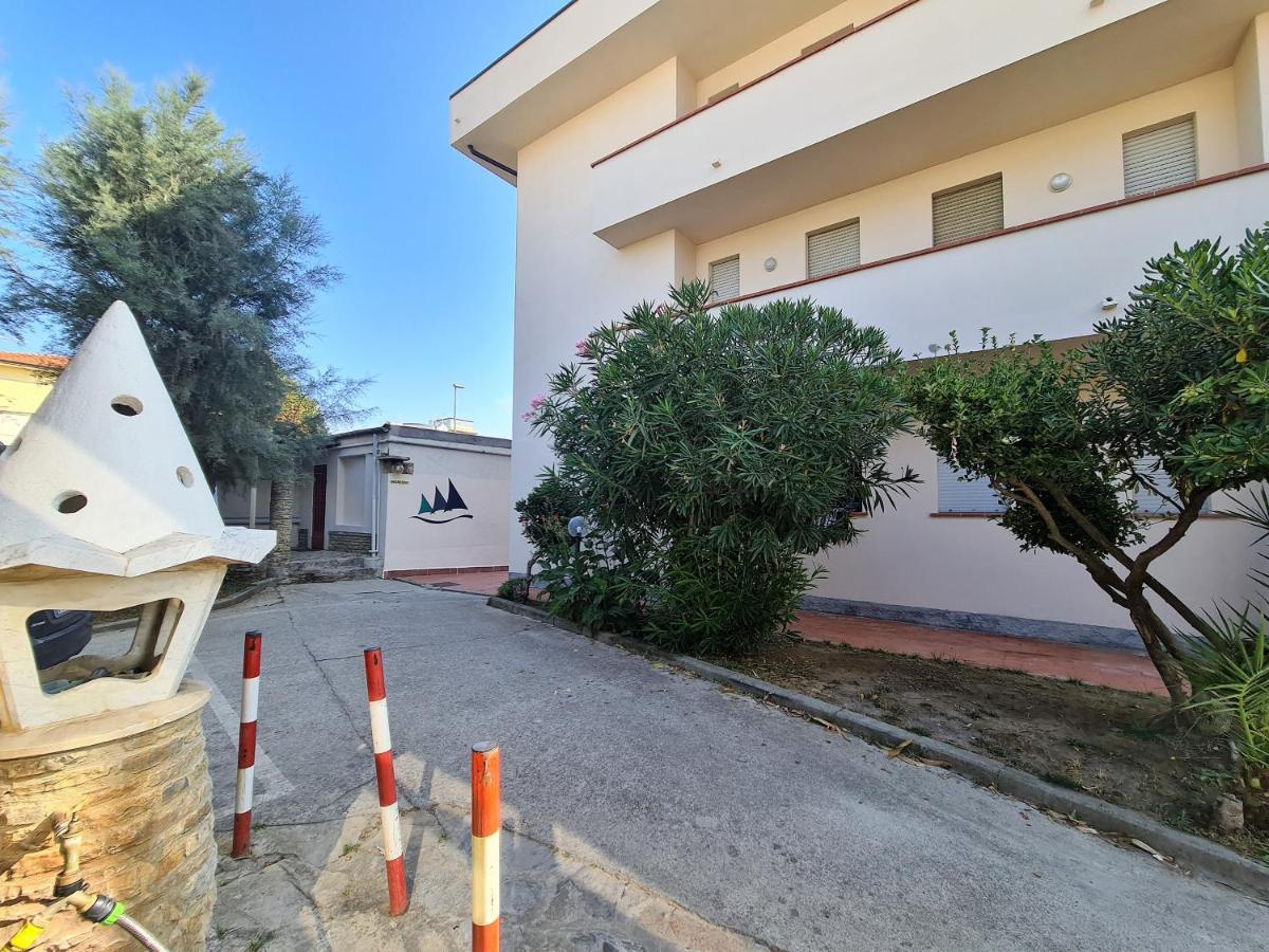 Caravel Appartamentini Lido di Camaiore Zewnętrze zdjęcie